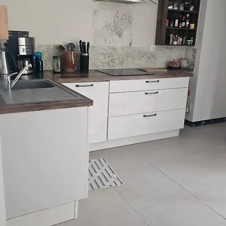 Au Bord De La Boeme Panzió *