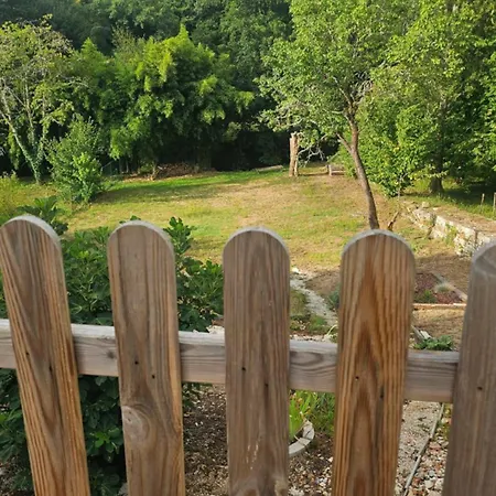 Panzió Au Bord De La Boeme Mouthiers-sur-Boeme